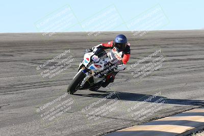 media/Nov-30-2025-TrackXperience (Sun) [[c0061d280f]]/3-Level 1/Session 2 (Bowl)/